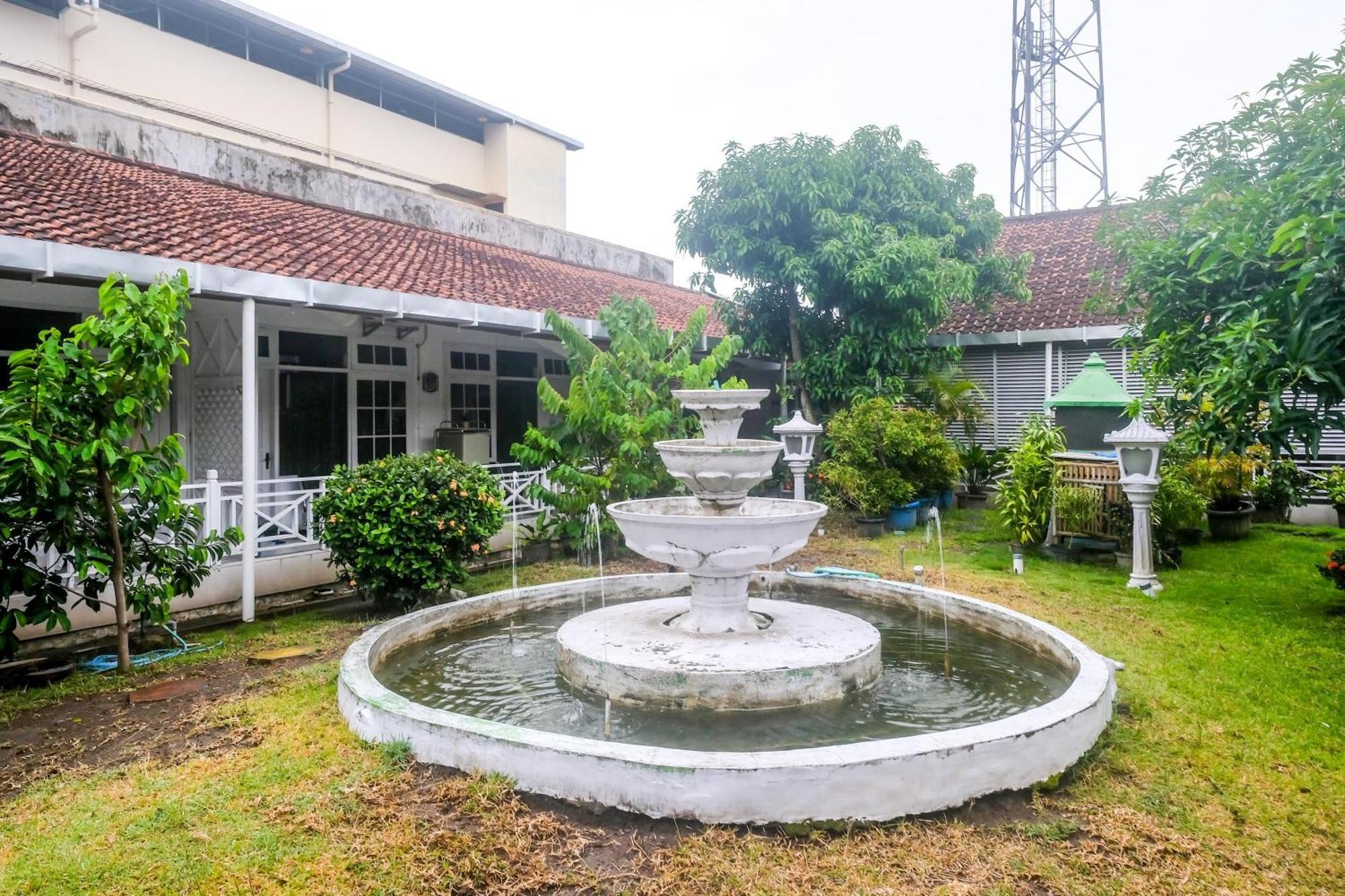 Reddoorz Syariah At Griya Raharja Klaten المظهر الخارجي الصورة