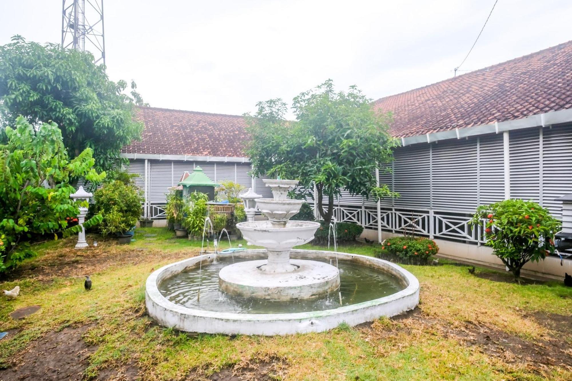 Reddoorz Syariah At Griya Raharja Klaten المظهر الخارجي الصورة