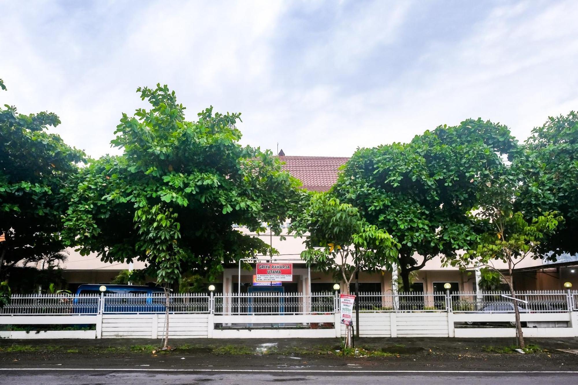 Reddoorz Syariah At Griya Raharja Klaten المظهر الخارجي الصورة