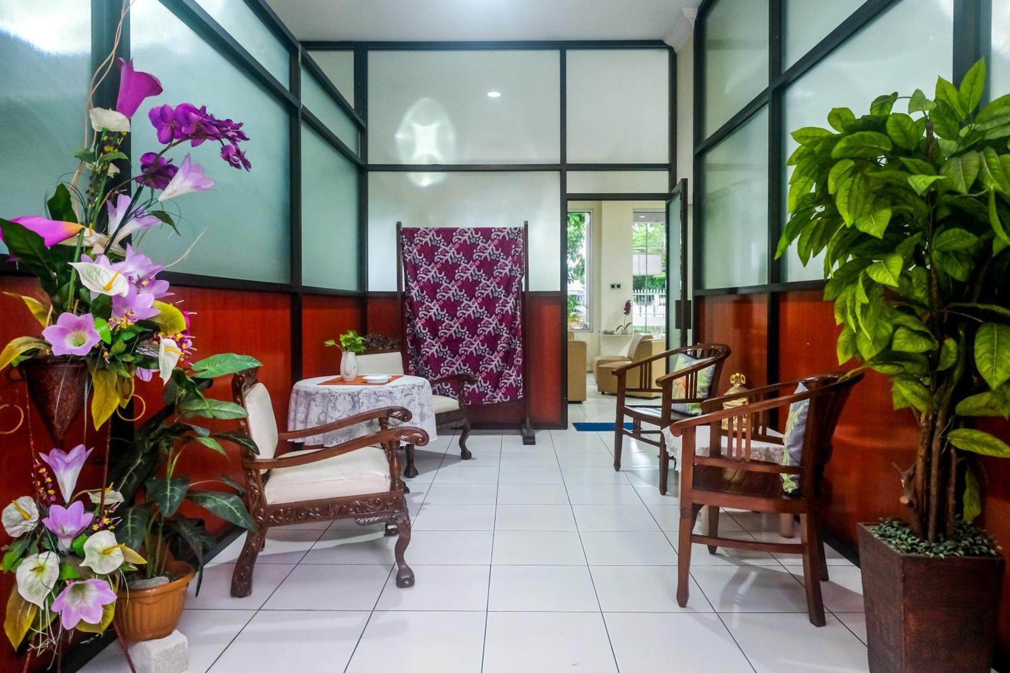 Reddoorz Syariah At Griya Raharja Klaten المظهر الخارجي الصورة